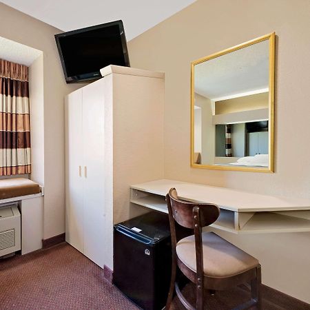 Microtel Inn & Suites By Wyndham Joplin Exterior foto