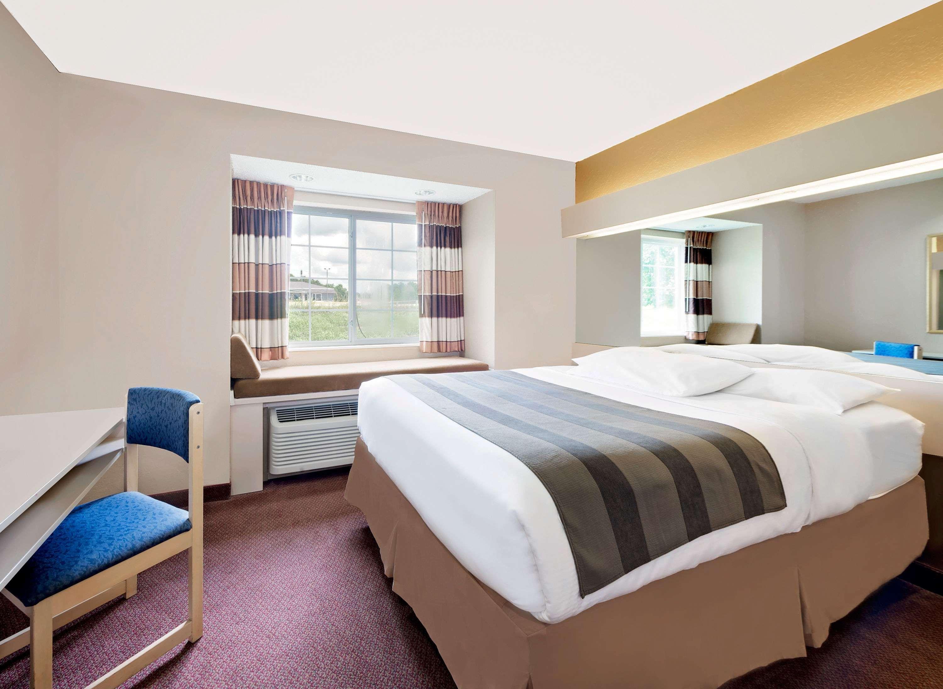 Microtel Inn & Suites By Wyndham Joplin Exterior foto