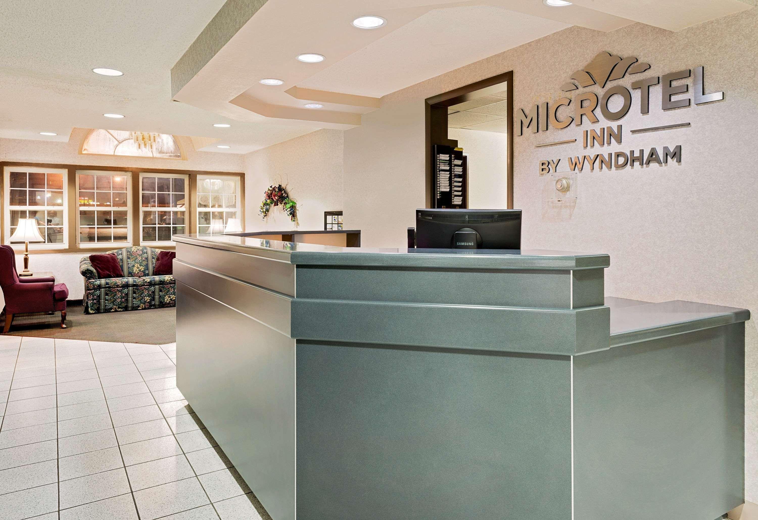 Microtel Inn & Suites By Wyndham Joplin Exterior foto